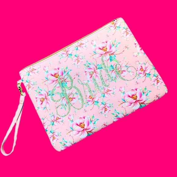 Other - BRIDE LARGE MAKE UP, HAIR, TOILETRIES BAG NWT
